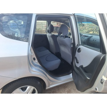 Honda Jazz  Hatchback 2003,  1.2 benzyna - Na sprzedaż za 8 900,00 zł - Stargard - zdjęcie 6