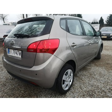 Kia Venga  Hatchback 2017,  1.4 benzyna - Na sprzedaż za 29 999 zł - Fasty - zdjęcie 6