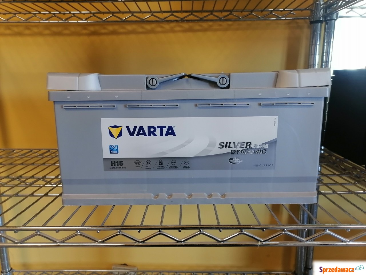 Akumulator 105Ah 950A Varta silver...