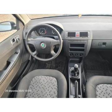 Skoda Fabia 2005,  1.2 benzyna - Na sprzedaż za 3 500,00 zł - Grajewo - zdjęcie 8