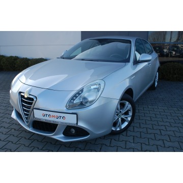 Alfa Romeo Giulietta  Hatchback 2013,  1.6 diesel - Na sprzedaż za 17 900 zł - Dębica - zdjęcie 2