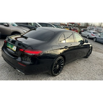 Mercedes - Benz E-klasa  Sedan/Limuzyna 2020,  2.0 diesel, automat - Na sprzedaż za 139 900 zł - Świdnica - zdjęcie 10