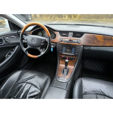Mercedes - Benz CLS-klasa  Sedan/Limuzyna 2007,  3.5 benzyna, automat - Na sprzedaż za 38 900 zł - Tomaszów Mazowiecki - zdjęcie 11