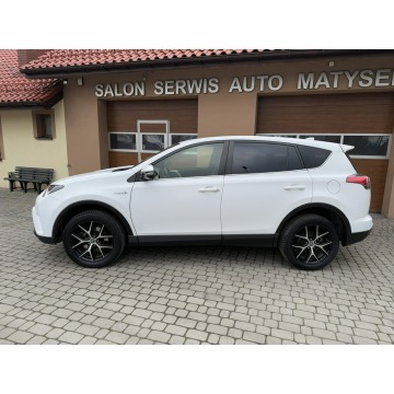 Toyota   SUV 2016,  2.5 hybryda, automat - Na sprzedaż za 69 900 zł - Orzech - zdjęcie 11