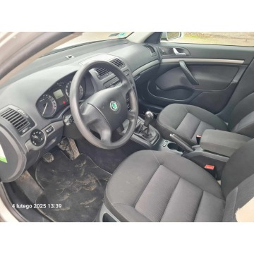 Skoda Octavia  Sedan/Limuzyna 2006,  2.0 benzyna - Na sprzedaż za 8 500,00 zł - Grajewo - zdjęcie 5
