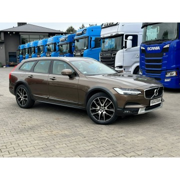 Volvo V90 2020,  2.0 diesel, automat - Na sprzedaż za 125 000 zł - Raków - zdjęcie 7