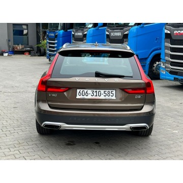 Volvo V90 2020,  2.0 diesel, automat - Na sprzedaż za 125 000 zł - Raków - zdjęcie 5