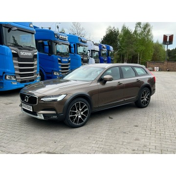 Volvo V90 2020,  2.0 diesel, automat - Na sprzedaż za 125 000 zł - Raków - zdjęcie 2