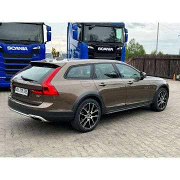 Volvo V90 2020,  2.0 diesel, automat - Na sprzedaż za 125 000 zł - Raków - zdjęcie 10