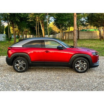 Mazda MX-3  SUV 2020 elektryczny, automat - Na sprzedaż za 72 570 zł - Raków - zdjęcie 2