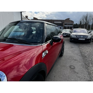 Mini Cooper S  Hatchback 2010,  1.6 benzyna - Na sprzedaż za 27 900 zł - Gdów - zdjęcie 2