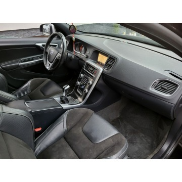 Volvo S60  Sedan/Limuzyna 2017,  2.0 diesel - Na sprzedaż za 52 900 zł - Jatutów - zdjęcie 12