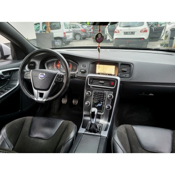 Volvo S60  Sedan/Limuzyna 2017,  2.0 diesel - Na sprzedaż za 52 900 zł - Jatutów - zdjęcie 11