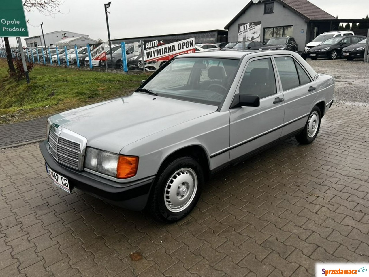 Mercedes - Benz W201 1984