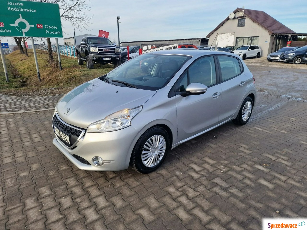 Peugeot 208 2013