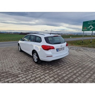 Opel Astra 2015,  1.6 diesel - Na sprzedaż za 19 999 zł - Jędrzychów - zdjęcie 11