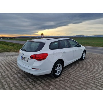 Opel Astra 2015,  1.6 diesel - Na sprzedaż za 19 999 zł - Jędrzychów - zdjęcie 7