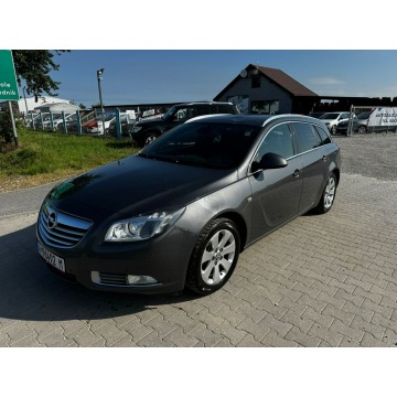 Opel Insignia - Bdb Stan Paląca Jeżdżąca Delikatnie Obita Mega Okazja