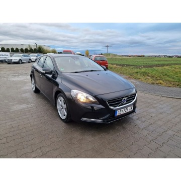 Volvo V40  Liftback 2015,  2.0 diesel, automat - Na sprzedaż za 39 999 zł - Jędrzychów - zdjęcie 7