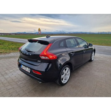 Volvo V40  Liftback 2015,  2.0 diesel, automat - Na sprzedaż za 39 999 zł - Jędrzychów - zdjęcie 10