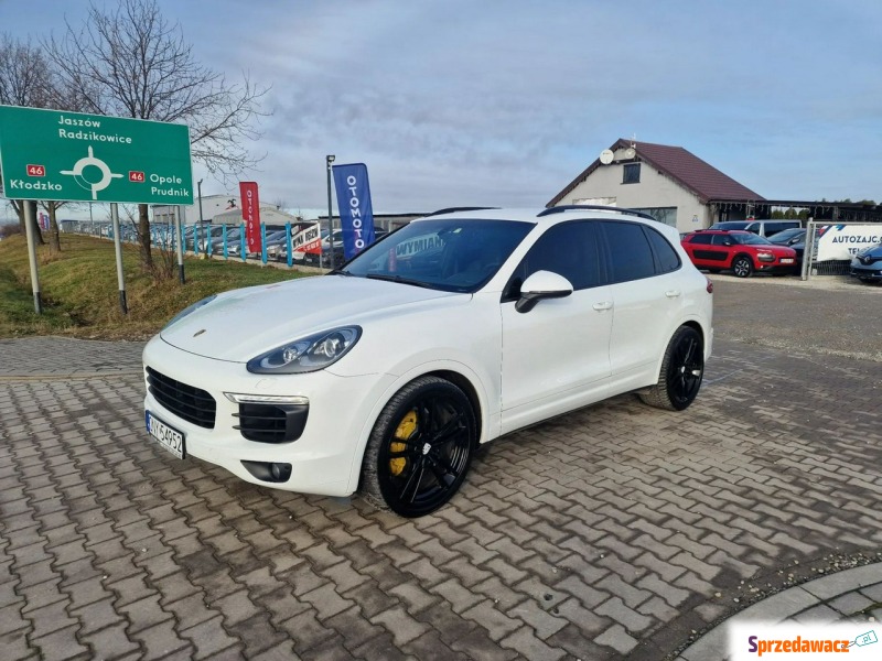 Porsche Cayenne  SUV 2015,  3.0 diesel, automat - Na sprzedaż za 149 999 zł - Jędrzychów