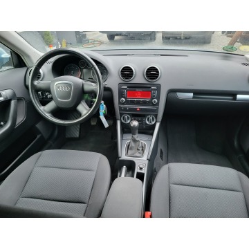 Audi A3  Hatchback 2011,  1.6 diesel - Na sprzedaż za 30 900 zł - Jatutów - zdjęcie 12