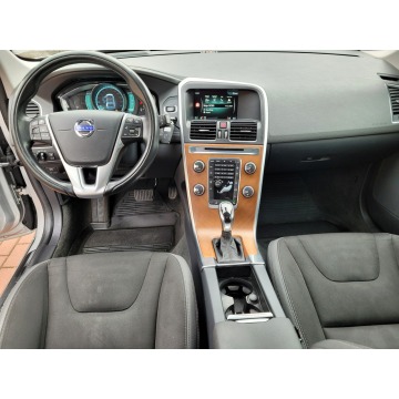 Volvo   SUV 2014,  2.0 diesel, automat - Na sprzedaż za 61 999 zł - Suwałki - zdjęcie 8