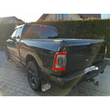 Dodge RAM 2017,  5.7 benzyna, automat - Na sprzedaż za 129 900 zł - Gdów - zdjęcie 5