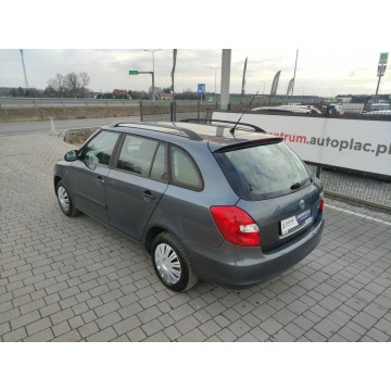 Skoda Fabia 2009,  1.2 benzyna - Na sprzedaż za 8 800,00 zł - Lipówki - zdjęcie 8
