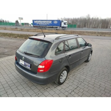 Skoda Fabia 2009,  1.2 benzyna - Na sprzedaż za 8 800,00 zł - Lipówki - zdjęcie 12