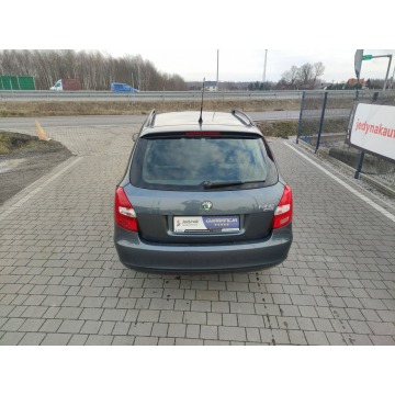 Skoda Fabia 2009,  1.2 benzyna - Na sprzedaż za 8 800,00 zł - Lipówki - zdjęcie 10