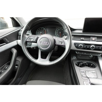 Audi A4 2018,  2.0 benzyna, automat - Na sprzedaż za 64 500 zł - Suwałki - zdjęcie 11