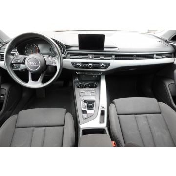 Audi A4 2018,  2.0 benzyna, automat - Na sprzedaż za 64 500 zł - Suwałki - zdjęcie 8