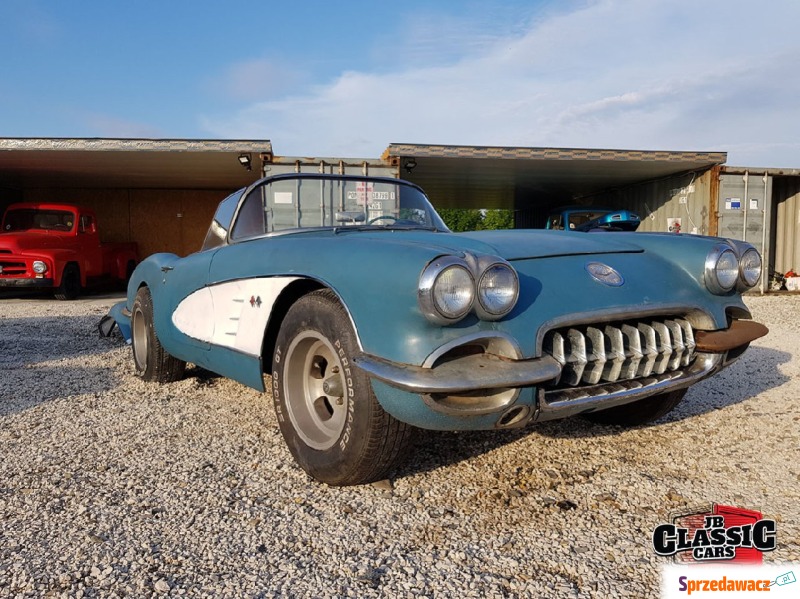 Chevrolet Corvette 1960,  4.5 benzyna, automat - Na sprzedaż za 174 500 zł - Bochnia
