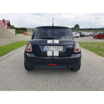 Mini ONE  Hatchback 2009,  1.4 benzyna - Na sprzedaż za 18 500 zł - Strobice - zdjęcie 8