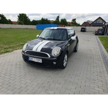 Mini ONE  Hatchback 2009,  1.4 benzyna - Na sprzedaż za 18 500 zł - Strobice - zdjęcie 2