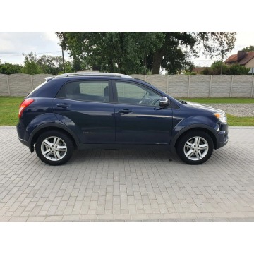 SsangYong Korando  SUV 2015,  2.0 diesel - Na sprzedaż za 29 500 zł - Strobice - zdjęcie 10
