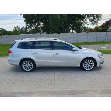 Volkswagen Passat 2010,  2.0 diesel, automat - Na sprzedaż za 19 500 zł - Strobice - zdjęcie 10