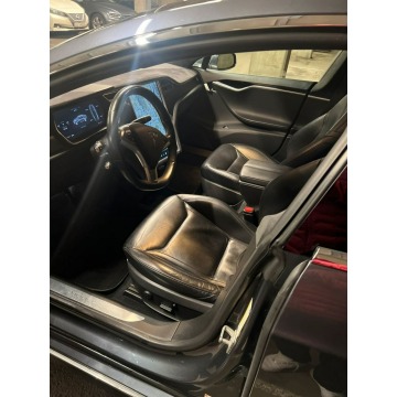 Tesla Model S  Sedan/Limuzyna 2015 elektryczny, automat - Na sprzedaż za 80 000 zł - Lublin - zdjęcie 4