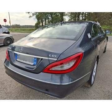Mercedes - Benz CLS-klasa  Sedan/Limuzyna 2011,  3.0 diesel, automat - Na sprzedaż za 27 999 zł - Pleszew - zdjęcie 2