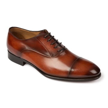 Eleganckie brązowe skórzane buty męskie typu Oxford 41