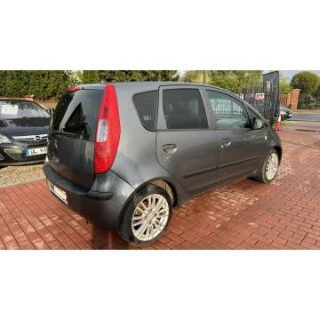Mitsubishi Colt  Hatchback 2006,  1.1 benzyna - Na sprzedaż za 7 900,00 zł - Sade Budy - zdjęcie 6