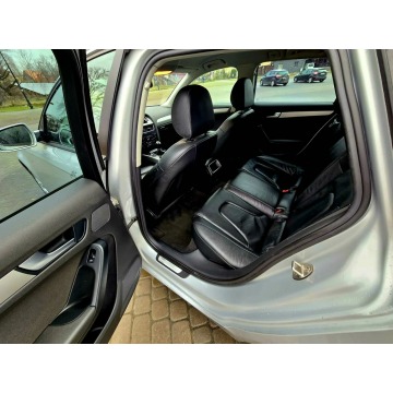 Audi A4 2009,  2.0 diesel - Na sprzedaż za 24 999 zł - Słupsk - zdjęcie 9