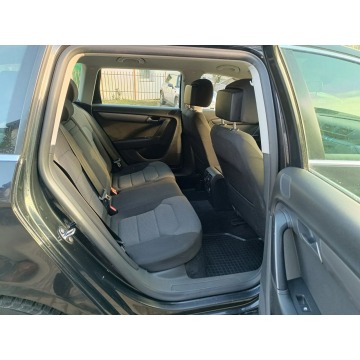 Volkswagen Passat 2011,  1.4 benzyna - Na sprzedaż za 29 999 zł - Słupsk - zdjęcie 8