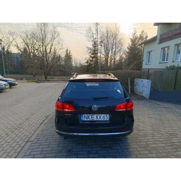 Volkswagen Passat 2011,  1.4 benzyna - Na sprzedaż za 29 999 zł - Słupsk - zdjęcie 9