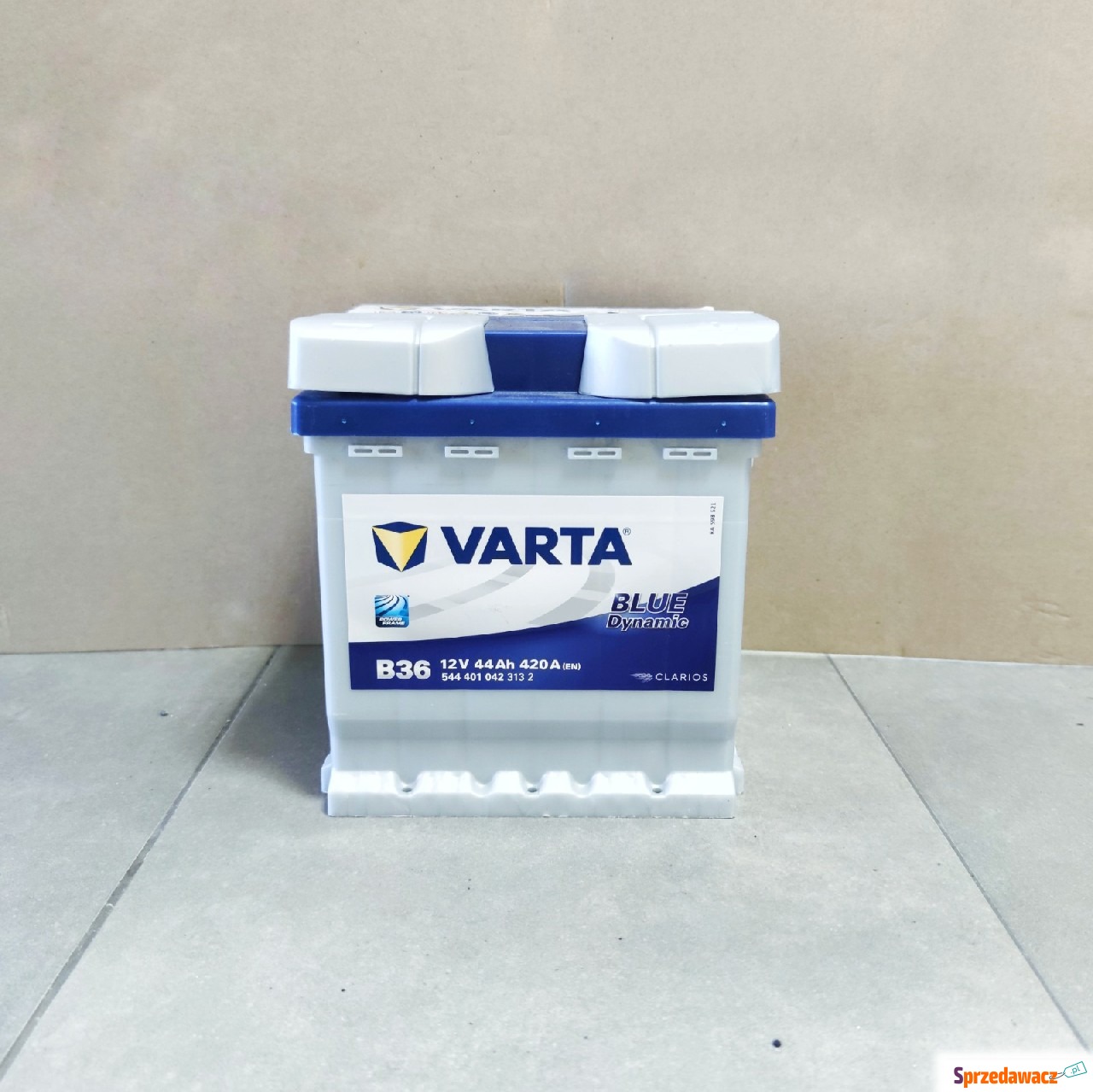 Akumulator 44Ah 420A Varta Blue...
