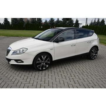 Lancia Delta  Hatchback 2008,  1.4 benzyna - Na sprzedaż za 13 900 zł - Kutno - zdjęcie 5