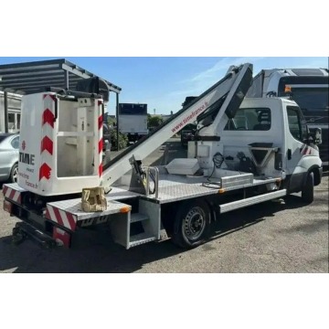 Iveco Daily 2015,  2.3 diesel - Na sprzedaż za 122 877 zł - Poznań - zdjęcie 2