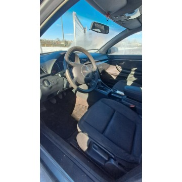 Audi A4 2004,  1.9 diesel - Na sprzedaż za 7 900,00 zł - Lębork - zdjęcie 9
