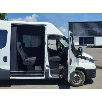 Iveco Daily 2020,  2.3 diesel, automat - Na sprzedaż za 141 450 zł - Poznań - zdjęcie 3